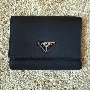 Vintage nylon Prada wallet